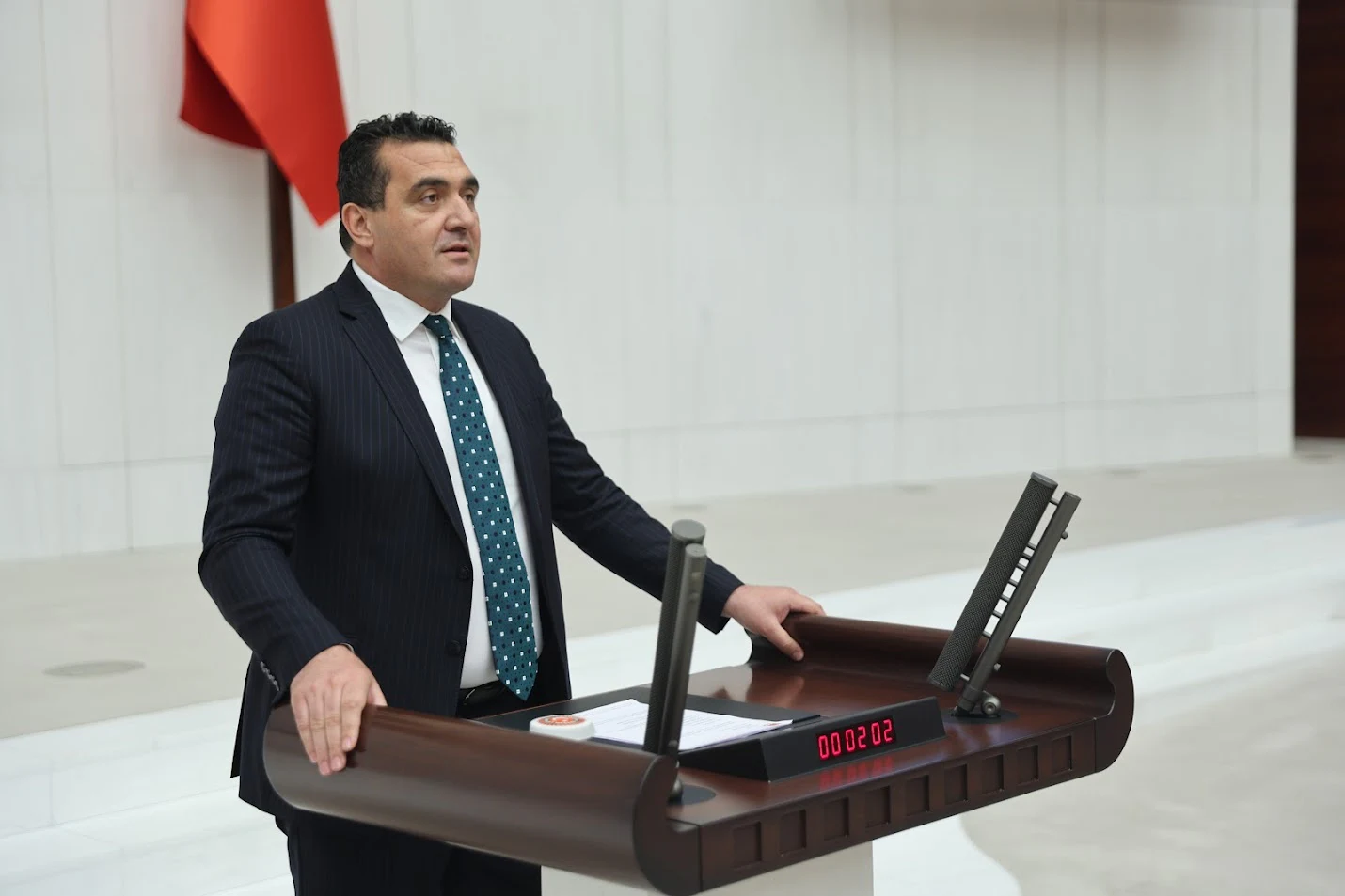 Karasu’dan pancar fiyatına itiraz: “Çiftçinin alınteri bu kadar ucuz değil”