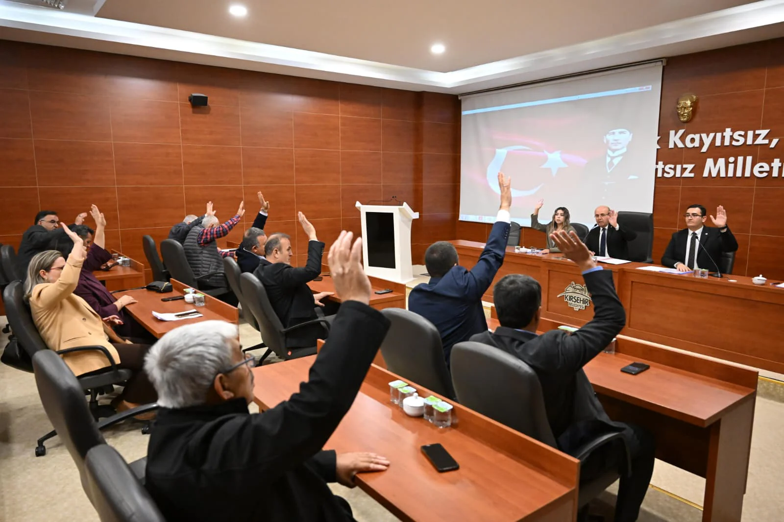 Kırşehir Belediyesi ekim gündemini ve parselasyon ilanını duyurdu