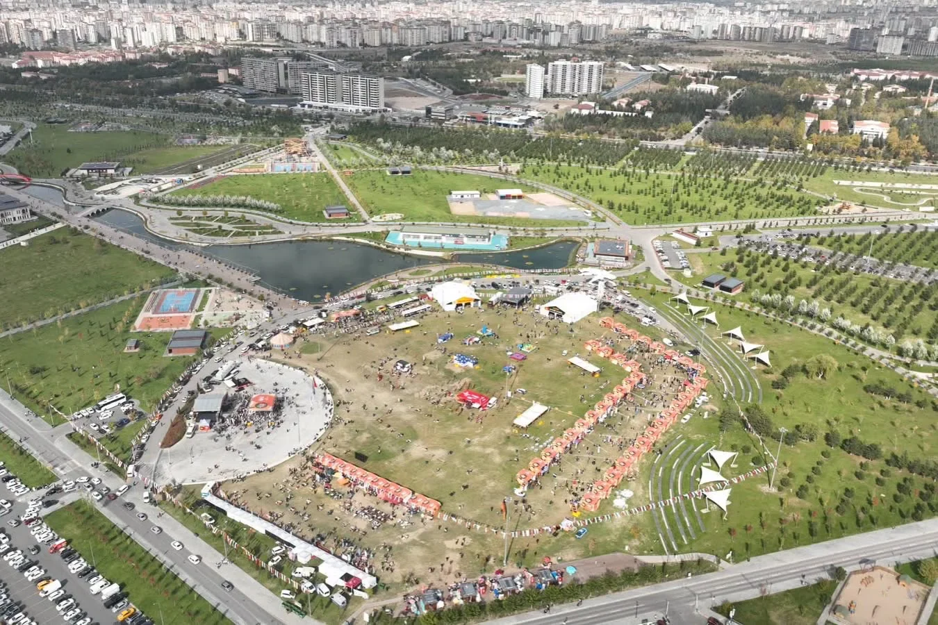 İncesu standı Kayseri festivalinde 500 kilo ürün dağıttı